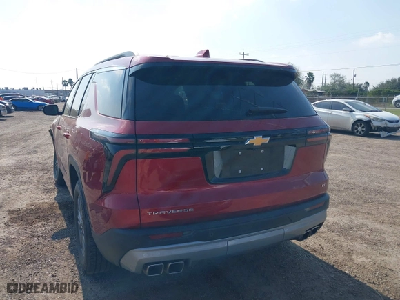2024 Chevrolet Traverse FWD LT with VIN 1GNERGKS4RJ141560, listed as a IAAI auction lot 41190718 with 8,286 mi miles. Bid and sale history available at carsss.com. Image 3.