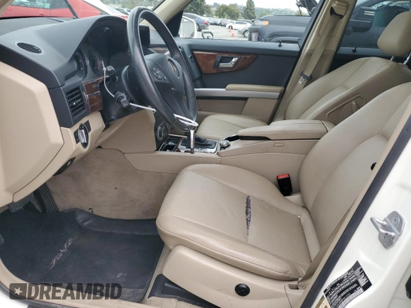 2011 Mercedes-Benz GLK 350 with VIN WDCGG5GB8BF561250, listed as a Copart auction lot 54387585 with 141,182 mi miles and Salvage Title. Bid and sale history available at DreamBid. Image 7.