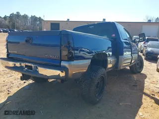 2000 Chevrolet Silverado 1500 LS with VIN 2GCEK19TXY1220801, listed as a IAAI auction lot 41812144 with 206,128 mi miles. Bid and sale history available at carsss.com. Image 4.