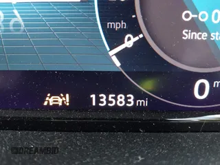 2024 Volkswagen Atlas SE z VIN 1V2JR2CAXRC512272, wystawiony jako IAAI lot #41642077 z przebiegiem 13 583 mil mil oraz . Historia ofert i sprzedaży dostępna na DreamBid. Obrazek 15.