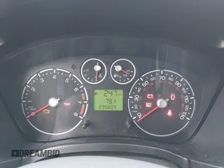2010 Ford Transit Connect XL с VIN NM0LS7CN5AT006784, выставлен на аукционе IAAI как лот 41792754 с пробегом 235 604 миль миль и . История ставок и продаж доступна на DreamBid. Изображение 7.