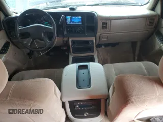 2003 Chevrolet Silverado 1500HD LS z VIN 1GCGK13U93F248729, wystawiony jako Copart lot #55568615 z przebiegiem 227 774 mil mil oraz Nie do naprawy • Non repairable. Historia ofert i sprzedaży dostępna na DreamBid. Obrazek 8.