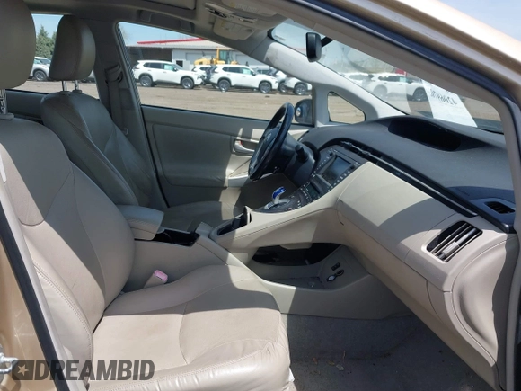 2010 Toyota Prius II with VIN JTDKN3DU8A0111809, listed as a IAAI auction lot 42069703 with 129,053 mi miles. Bid and sale history available at carsss.com. Image 5.
