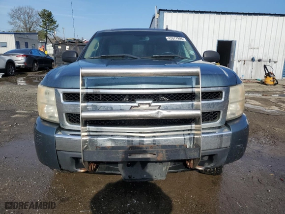 2007 Chevrolet Silverado 1500 LS with VIN 2GCEK13C671723040, listed as a Copart auction lot 42677995 with 250,614 mi miles and Salvage Title. Bid and sale history available at carsss.com. Image 5.