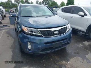2014 Kia Sorento LX with VIN 5XYKT4A64EG512629, listed as a IAAI auction lot 42082927 with 148,832 mi miles. Bid and sale history available at carsss.com. Image 6.