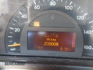 2004 Mercedes-Benz C 230 Kompressor z VIN WDBRF40J24F495227, wystawiony jako IAAI lot #42285246 z przebiegiem 200 008 mil mil oraz . Historia ofert i sprzedaży dostępna na DreamBid. Obrazek 7.