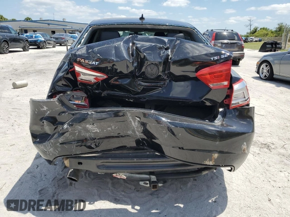 2014 Volkswagen Passat SE z VIN 1VWBT7A34EC077166, wystawiony jako Copart lot #57835415 z przebiegiem 121 814 mil mil oraz Szkoda całkowita • Salvage title. Historia ofert i sprzedaży dostępna na DreamBid. Obrazek 6.