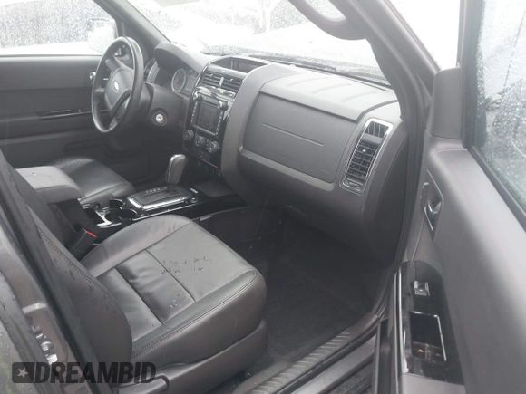 2010 Ford Escape Limited с VIN 1FMCU0EG8AKB81518, выставлен на аукционе IAAI как лот 41725893 с пробегом 142 640 миль миль и . История ставок и продаж доступна на DreamBid. Изображение 5.