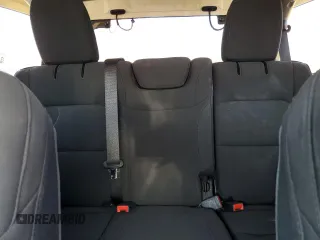 2020 Jeep Wrangler Unlimited Sport S с VIN 1C4HJXDG1LW189677, выставлен на аукционе Copart как лот 62716145 с пробегом 69 624 миль миль и Списание • Salvage title. История ставок и продаж доступна на DreamBid. Изображение 10.