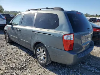 2008 Kia Sedona EX with VIN KNDMB233386223445, listed as a Copart auction lot 73741674 with 249,459 mi miles and Salvage Title. Bid and sale history available at carsss.com. Image 2.