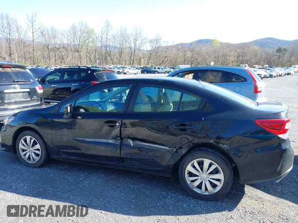 2019 Subaru Impreza with VIN 4S3GKAB68K3623755, listed as a IAAI auction lot 41933894 with 39,522 mi miles. Bid and sale history available at carsss.com. Image 6.