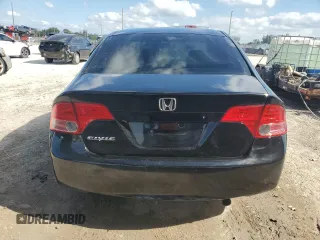 2008 Honda Civic LX z VIN 1HGFA16548L023373, wystawiony jako Copart lot #52052565 z przebiegiem 121 500 mil mil oraz Szkoda całkowita • Salvage title. Historia ofert i sprzedaży dostępna na DreamBid. Obrazek 6.