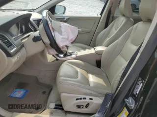 2016 Volvo XC60 T5 Premier с VIN YV4612RK0G2832277, выставлен на аукционе Copart как лот 57778135 с пробегом Не указан миль и Чистый • Clean title. История ставок и продаж доступна на DreamBid. Изображение 7.