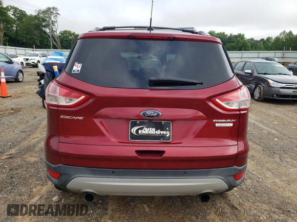 2013 Ford Escape Titanium z VIN 1FMCU0J90DUD10528, wystawiony jako Copart lot #56961685 z przebiegiem 148 082 mil mil oraz Tytuł czysty. Historia ofert i sprzedaży dostępna na DreamBid. Obrazek 6.