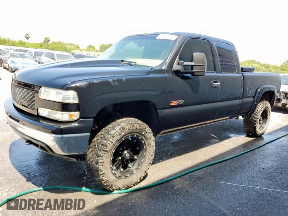 2002 Chevrolet Silverado 1500 LS with VIN 1GCEK19T12Z257038, listed as a Copart auction lot 56856265 with 205,764 mi miles and Clean Title. Bid and sale history available at DreamBid. Image 1.
