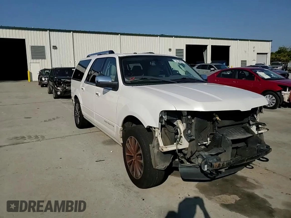2015 Lincoln Navigator z VIN 5LMJJ3HT2FEJ09596, wystawiony jako Copart lot #73614824 z przebiegiem 157 253 mil mil oraz Szkoda całkowita • Salvage title. Historia ofert i sprzedaży dostępna na DreamBid. Obrazek 11.
