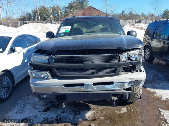 2004 Chevrolet Silverado 2500 Crew Cab LT with VIN 1GCGK23U24F252564, listed as a IAAI auction lot 41704141 with NaN miles. Bid and sale history available at carsss.com. Image 12.