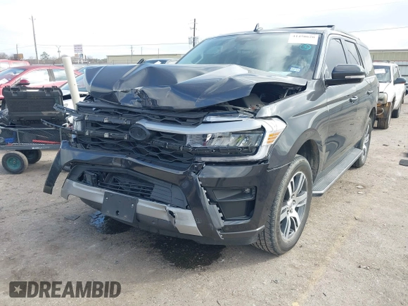 2022 Ford Expedition XLT with VIN 1FMJU1HT0NEA56894, listed as a IAAI auction lot 41450620 with 23,695 mi miles. Bid and sale history available at carsss.com. Image 17.