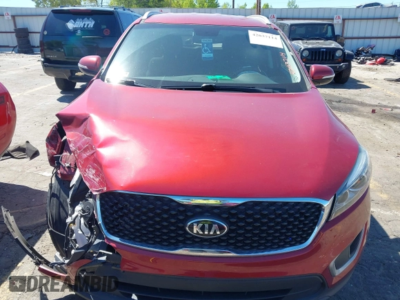 2017 Kia Sorento LX z VIN 5XYPG4A3XHG295107, wystawiony jako IAAI lot #42037114 z przebiegiem 91 967 mil mil oraz . Historia ofert i sprzedaży dostępna na DreamBid. Obrazek 12.