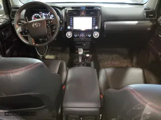 2020 Toyota 4Runner SR5 with VIN JTEBU5JR0L5769530, listed as a Copart auction lot 48219575 with 33,805 mi miles and Salvage Title. Bid and sale history available at carsss.com. Image 8.