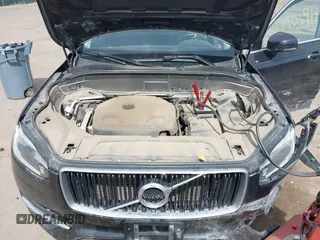2016 Volvo XC90 T6 Momentum z VIN YV4A22PK5G1077742, wystawiony jako IAAI lot #41903914 z przebiegiem 122 843 mil mil oraz . Historia ofert i sprzedaży dostępna na DreamBid. Obrazek 10.