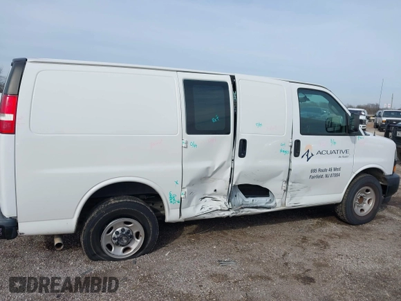 2019 Chevrolet Express Cargo with VIN 1GCWGAFP5K1204368, listed as a IAAI auction lot 41532048 with 121,630 mi miles and . Bid and sale history available at DreamBid. Image 13.