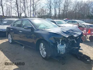 2010 Nissan Maxima 3.5 SV w/Premium Pkg with VIN 1N4AA5AP5AC803905, listed as a IAAI auction lot 41760528 with 1 mi miles. Bid and sale history available at carsss.com. Image 1.