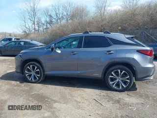 2019 Lexus RX with VIN 2T2BGMCA9KC033678, listed as a IAAI auction lot 41887500 with 42,382 mi miles. Bid and sale history available at carsss.com. Image 15.
