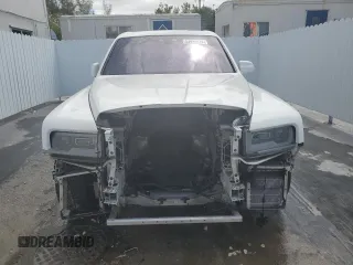 2020 Rolls-Royce Cullinan z VIN SLATV4C00LU202245, wystawiony jako Copart lot #53094575 z przebiegiem 30 809 mil mil oraz Szkody całkowita. Historia ofert i sprzedaży dostępna na DreamBid. Obrazek 5.