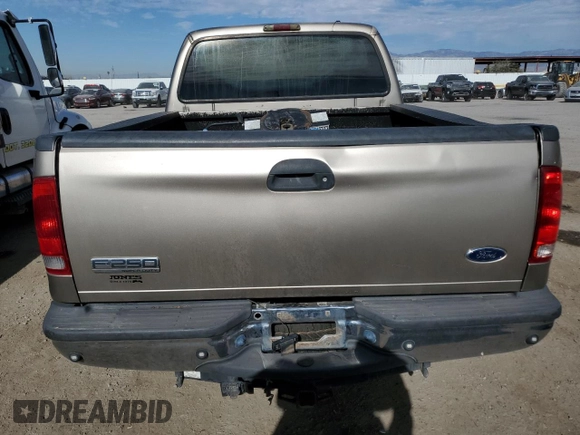 2006 Ford Super Duty F-250 XL with VIN 1FTSW20PX6EA80256, listed as a Copart auction lot 87660085 with 0 mi miles and Salvage Title. Bid and sale history available at carsss.com. Image 6.