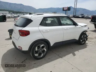 2022 Hyundai Venue SEL with VIN KMHRC8A38NU208306, listed as a Copart auction lot 58623695 with 20,122 mi miles and Salvage title. Bid and sale history available at DreamBid. Image 3.