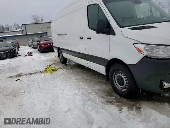 2021 Freightliner Sprinter z VIN W2Y40CHY4MT068916, wystawiony jako Copart lot #45091765 z przebiegiem 89 822 mil mil oraz Szkody całkowita. Historia ofert i sprzedaży dostępna na DreamBid. Obrazek 14.