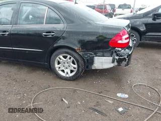 2006 Mercedes-Benz E 350 with VIN WDBUF87J76X184090, listed as a IAAI auction lot 42150546 with 149,647 mi miles and . Bid and sale history available at carsss.com. Image 6.