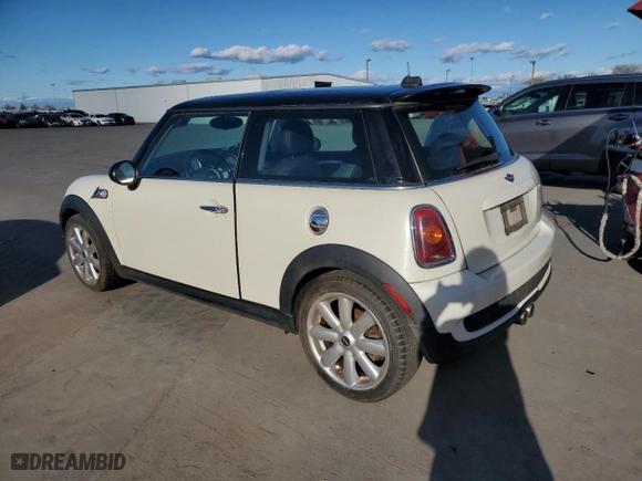 2008 MINI Cooper Hardtop S with VIN WMWMF73528TV35922, listed as a Copart auction lot 47840545 with NaN miles and Clean Title. Bid and sale history available at carsss.com. Image 2.