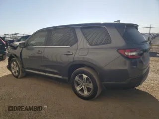 2024 Honda Pilot EX-L 7 Passenger with VIN 5FNYG2H58RB007819, listed as a Copart auction lot 77101344 with 2,829 mi miles and Salvage Title. Bid and sale history available at carsss.com. Image 2.