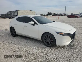 2019 Mazda Mazda3 Hatchback w/Preferred Pkg with VIN JM1BPBMM6K1130889, listed as a Copart auction lot 82564484 with 59,839 mi miles and Salvage Title. Bid and sale history available at carsss.com. Image 4.
