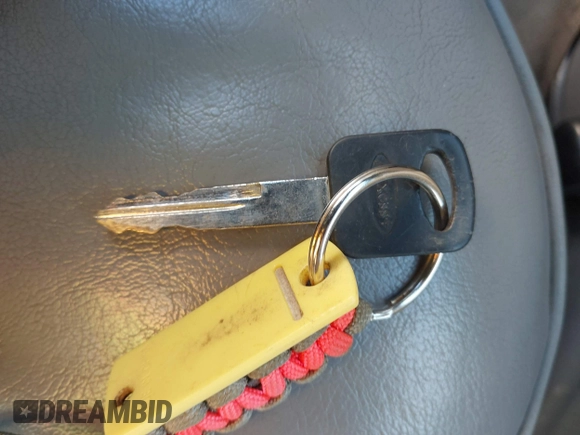 1999 Ford Econoline Passenger XL с VIN 1FBSS31L3XHA28629, выставлен на аукционе IAAI как лот 41497952 с пробегом 140 409 миль миль и . История ставок и продаж доступна на DreamBid. Изображение 11.