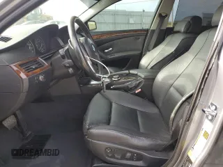 2008 BMW 5 Series 550i z VIN WBANW53598CT48590, wystawiony jako Copart lot #56258785 z przebiegiem 198 279 mil mil oraz Szkoda całkowita • Salvage title. Historia ofert i sprzedaży dostępna na DreamBid. Obrazek 7.