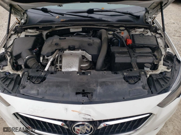 2018 Buick Regal Sportback Preferred with VIN W04GL6SX1J1061477, listed as a Copart auction lot 69660684 with 97,097 mi miles and Salvage Title. Bid and sale history available at carsss.com. Image 12.