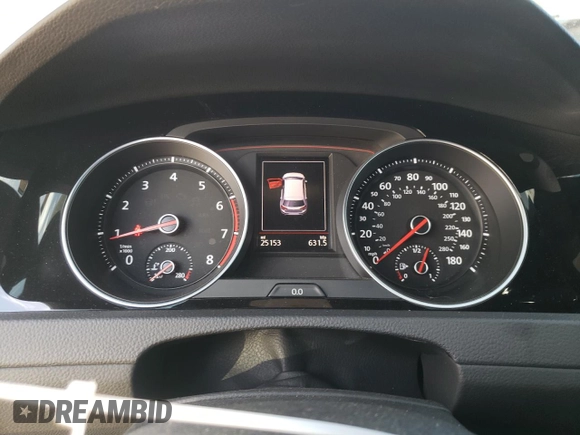 2018 Volkswagen Golf GTI S with VIN 3VW547AUXJM290814, listed as a Copart auction lot 41943153 with 25,153 mi miles. Bid and sale history available at carsss.com. Image 9.