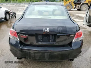 2010 Honda Accord EX-L z VIN 1HGCP3F8XAA017117, wystawiony jako Copart lot #57504995 z przebiegiem 222 889 mil mil oraz Nie do naprawy • Non repairable. Historia ofert i sprzedaży dostępna na DreamBid. Obrazek 6.
