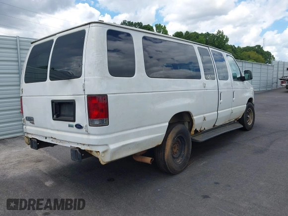 2013 Ford Econoline Passenger XL z VIN 1FBSS3BL0DDA07125, wystawiony jako IAAI lot #42791757 z przebiegiem 204 148 mil mil oraz . Historia ofert i sprzedaży dostępna na DreamBid. Obrazek 4.