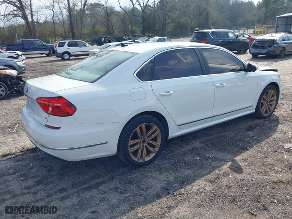 2016 Volkswagen Passat 1.8T SEL with VIN 1VWCT7A39GC057485, listed as a IAAI auction lot 41797043 with 82,632 mi miles. Bid and sale history available at carsss.com. Image 4.