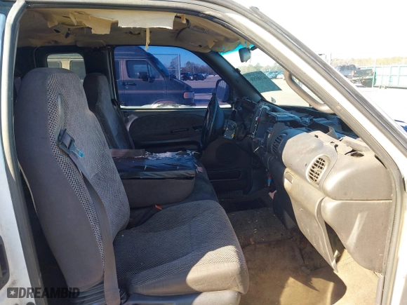 2001 Dodge Ram 1500 with VIN 1B7HC13Z41J607637, listed as a IAAI auction lot 41385536 with 289,314 mi miles. Bid and sale history available at carsss.com. Image 5.