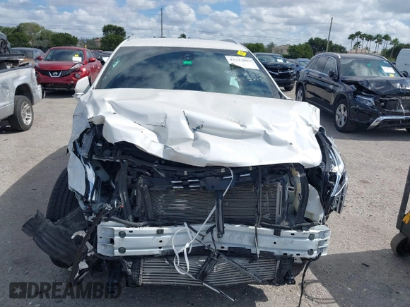 2021 Cadillac XT5 FWD Luxury with VIN 1GYKNAR40MZ146268, listed as a IAAI auction lot 41522802 with 61,775 mi miles. Bid and sale history available at carsss.com. Image 6.