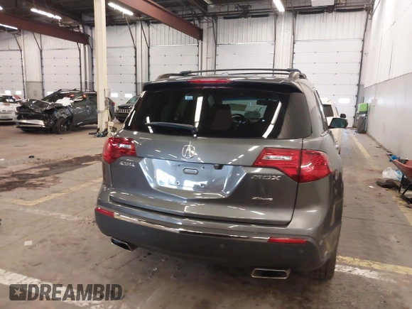 2011 Acura MDX Tech Pkg with VIN 2HNYD2H60BH550190, listed as a IAAI auction lot 41914925 with 79,525 mi miles. Bid and sale history available at carsss.com. Image 17.