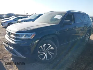 2023 Volkswagen Atlas SEL z VIN 1V2BR2CA4PC557385, wystawiony jako IAAI lot #42008233 z przebiegiem Nie podano mil oraz . Historia ofert i sprzedaży dostępna na DreamBid. Obrazek 2.
