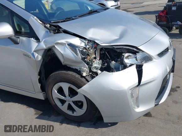 2015 Toyota Prius Four with VIN JTDKN3DU9F2001704, listed as a IAAI auction lot 42748429 with 193,725 mi miles and . Bid and sale history available at DreamBid. Image 6.