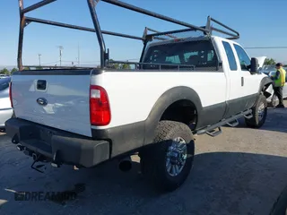 2014 Ford F-350 z VIN 1FT7X3BT4EEA59761, wystawiony jako IAAI lot #42415018 z przebiegiem 104 591 mil mil oraz . Historia ofert i sprzedaży dostępna na DreamBid. Obrazek 4.