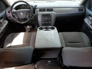2008 Chevrolet Tahoe 3LT with VIN 1GNFC13058J219035, listed as a Copart auction lot 52613825 with 151,270 mi miles and Salvage title. Bid and sale history available at DreamBid. Image 8.